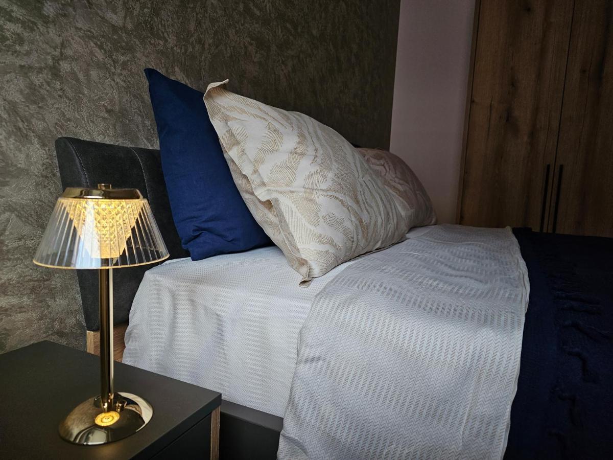 Sun&Moon Apartments Νόβι Σαντ Εξωτερικό φωτογραφία